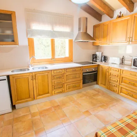 Charming With A/c And Wifi