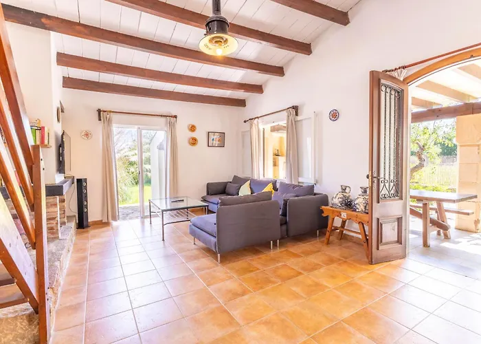 Dom wakacyjny Charming With A/c And Wifi Pollensa