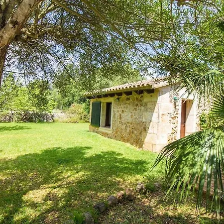 Charming With A/c And Wifi Holiday home