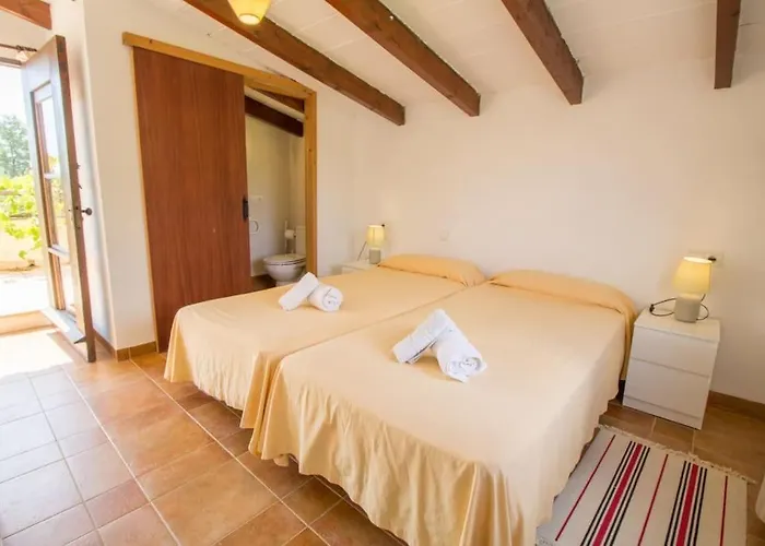 Hébergement de vacances Charming With A/c And Wifi *