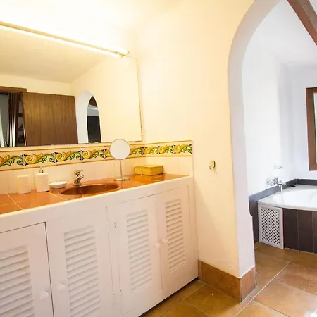 Σπίτι διακοπών Charming With A/c And Wifi Pollença